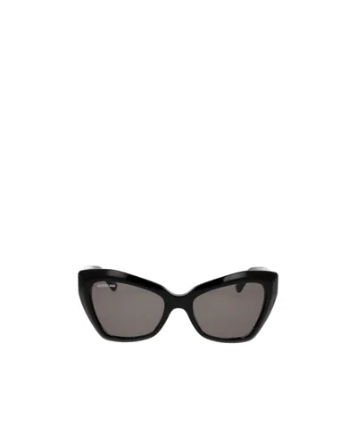 Balenciaga Monogram-plaque Butterfly Sunglasses In Black