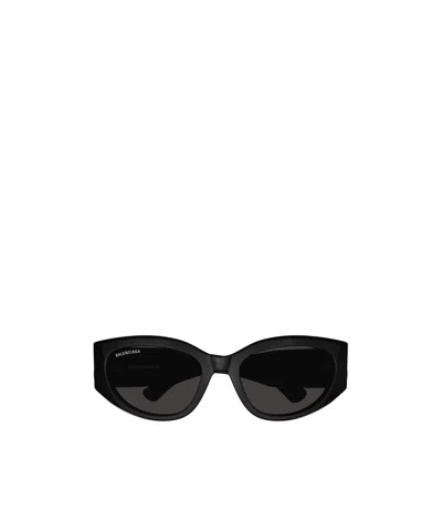 Balenciaga Oval-frame Sunglasses In Black