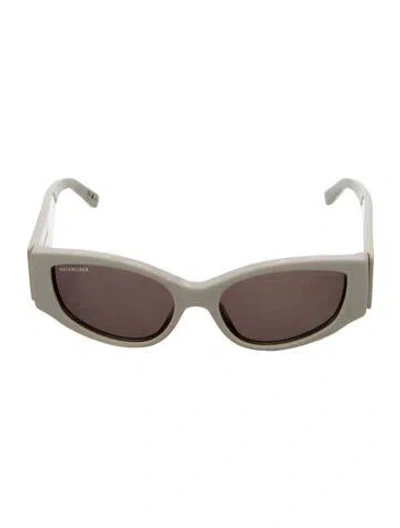 Pre-owned Balenciaga Oversize Tinted Sunglasses In White