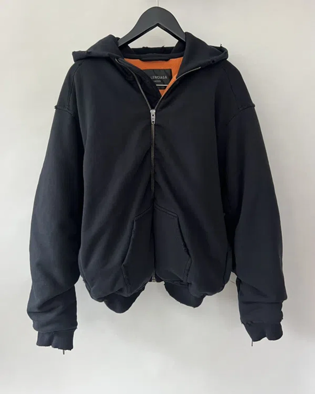 BALENCIAGA（バレンシアガ）Sporty B Bomber Hoodie Pre-owned Balenciaga Oversized Sporty B Bomber Hoodie In Black