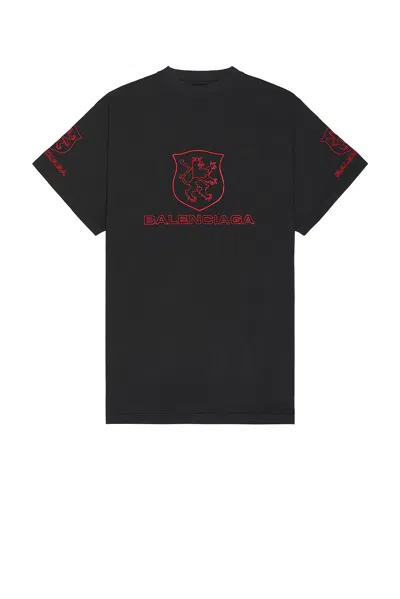 Balenciaga Oversized T-shirt In Washed Black & Red