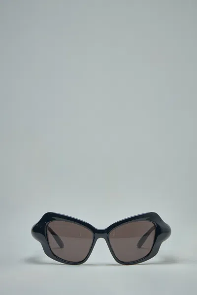 Balenciaga Palazzo Cat Sunglasses In Black