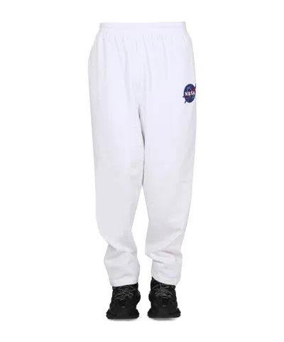 BALENCIAGA PANTALONE JOGGER CON PATCH