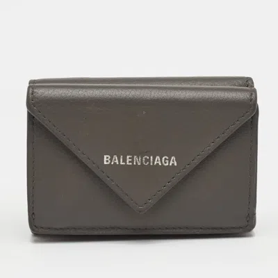 Pre-owned Balenciaga Papier Grey Leather Compact Wallet In Gray