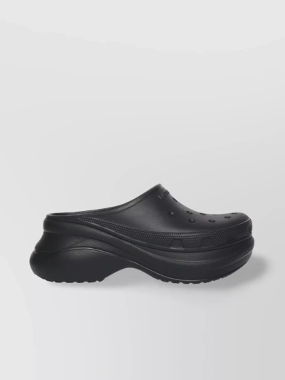 Balenciaga Platform Round Toe Mules With Embossed Logo In Black