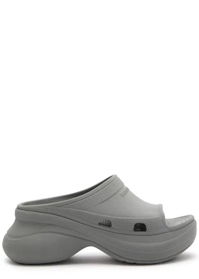 Balenciaga Pool 65 Reflective Rubber Sliders In Grey