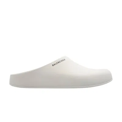 Pre-owned Balenciaga Pool Closed Slide 'nacre' | Cream | Men's Size 42 In White
