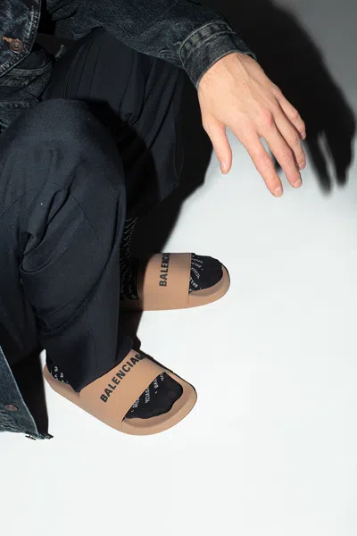 Balenciaga ‘pool' Slides With Logo In Brown