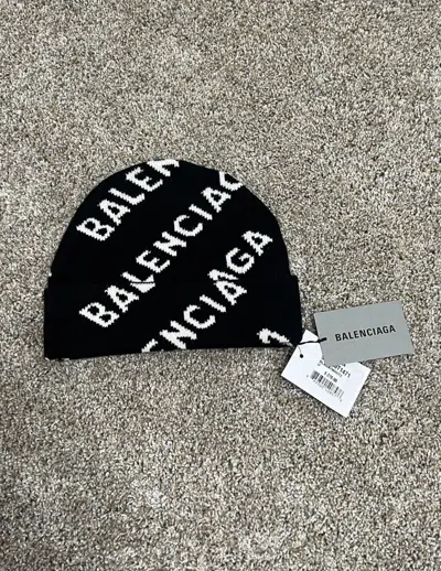 Pre-owned Balenciaga Reversible Beanie- New With Tags In Black
