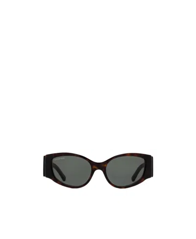 Balenciaga Eyewear Cat-eye Frame Sunglasses In Black
