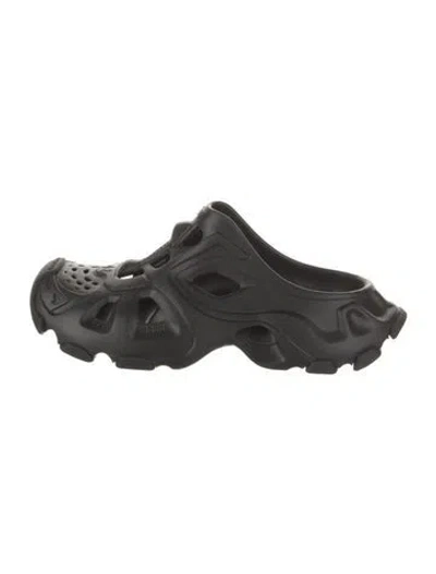 Pre-owned Balenciaga Rubber Cutout Accent Slides In Black