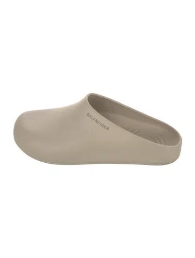 Pre-owned Balenciaga Rubber Slippers In Gray