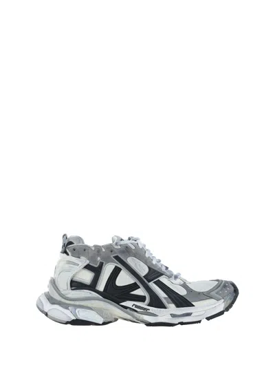 Balenciaga Dynamic Multicolor Runner Sneakers With Chunky Silhouette