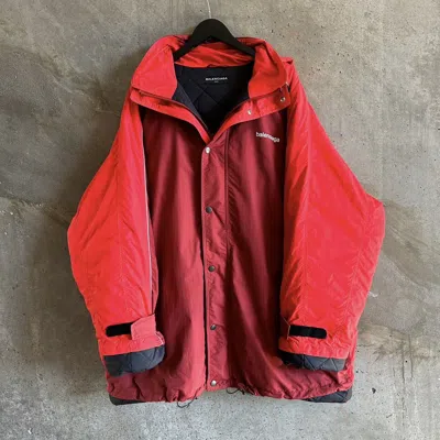 Pre-owned Balenciaga Runway Ss18 Oversized Quilted Shell Jacket In Red