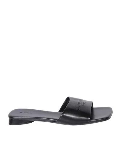 Balenciaga Women Slipper With Logo In Black