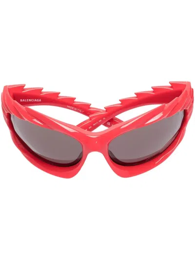 Balenciaga Serrated Geometric-frame Sunglasses In Rot