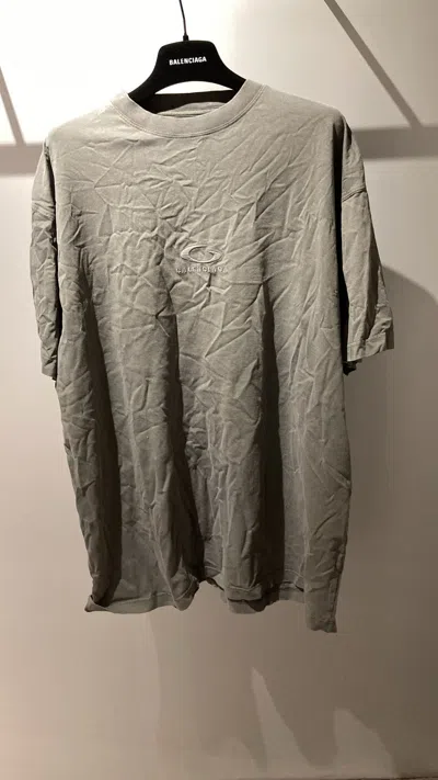 Balenciaga Short-sleeved Oversized T-shirt In Gray
