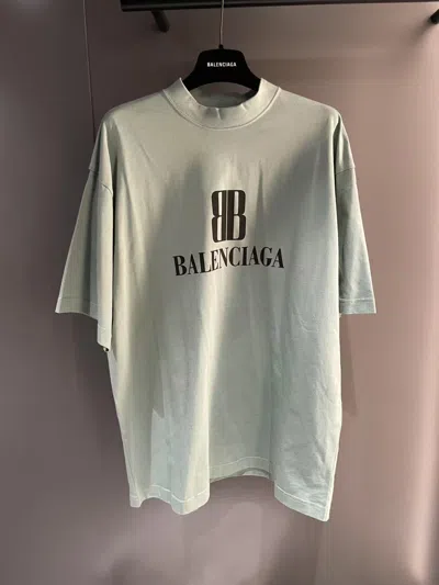 Balenciaga Nano Bb Medium Fit T-shirt In Green
