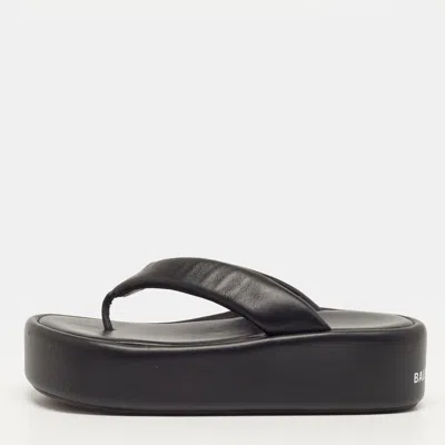 Pre-owned Balenciaga Size 37 Black Leather Platform Thong Sandals