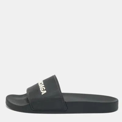 Pre-owned Balenciaga Size 40 Black Rubber Logo Pool Slide Sandals