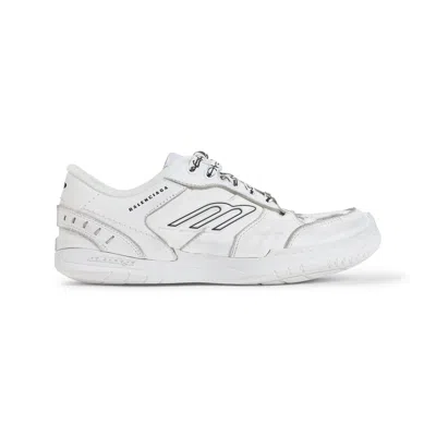 Balenciaga Women Hamptons Worn-out Leather Low-top Sneakers In Neutral