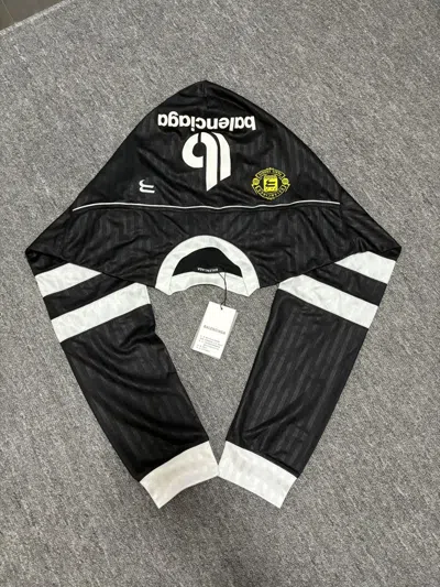 Pre-owned Balenciaga Soccer Hood Scarf In Grey
