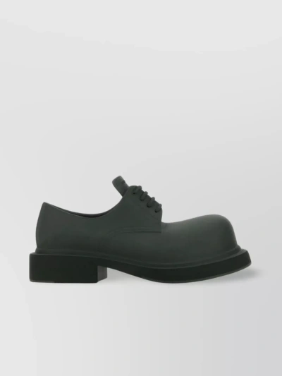 Balenciaga Sole Molded Lace-up Shoes In Black
