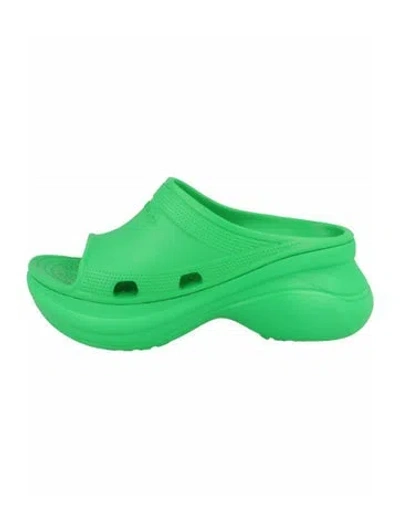 Pre-owned Balenciaga Solid Slides W/ Tags In Green