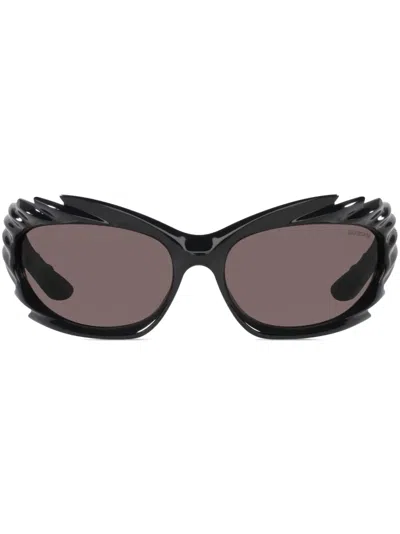 Balenciaga Spike Sonnenbrille Im Biker-look In Black