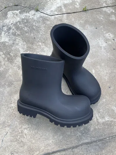Pre-owned Balenciaga Steroid Booties In Black