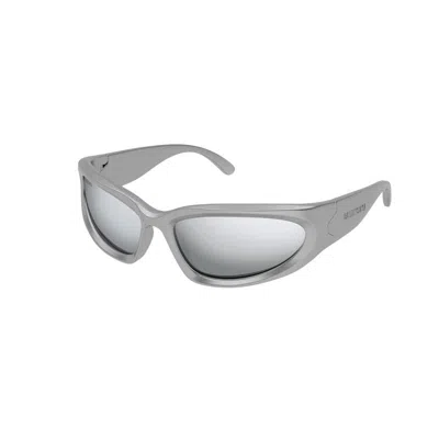 Balenciaga Stylish Silver Frame Sunglasses For Men In Gray