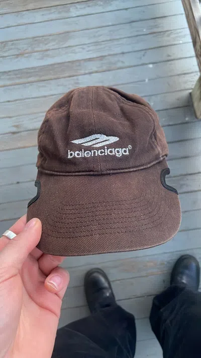 Pre-owned Balenciaga Sun Faded Sport Logo Flat Cap In Black