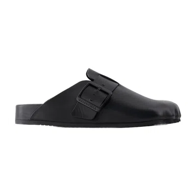 Balenciaga Sunday Slides