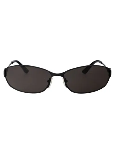 Balenciaga Sunglasses In 001 Black Black Grey