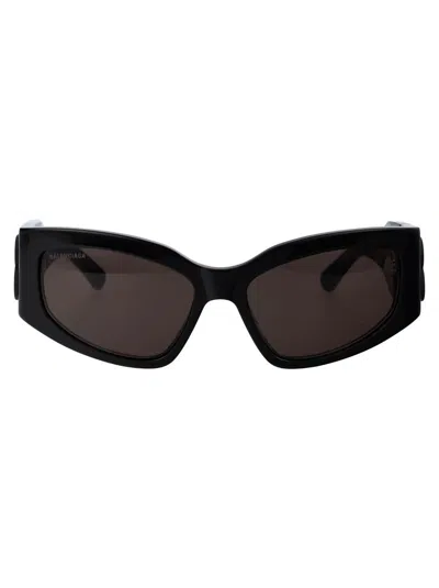 Balenciaga Sunglasses In 001 Black Black Grey