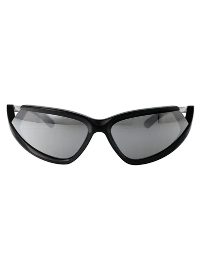 Balenciaga Sunglasses In 001 Black Black Silver