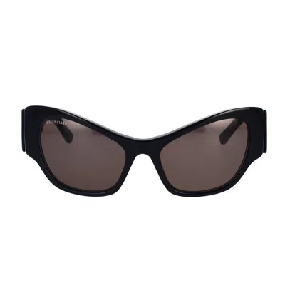 Balenciaga Led Frame Sunglasses In Black