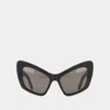 Balenciaga Bb Acetate Cat-eye Sunglasses In Black