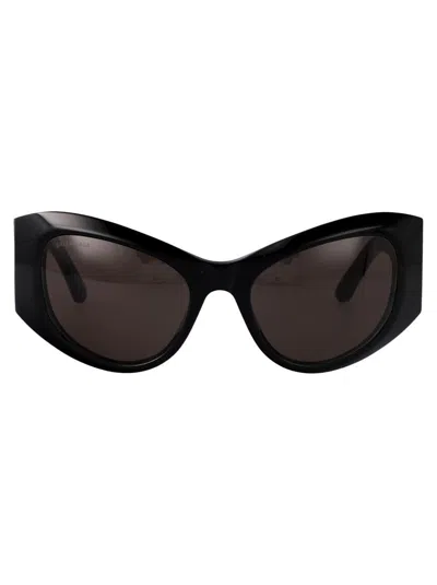 Balenciaga Sunglasses In Black-black-grey
