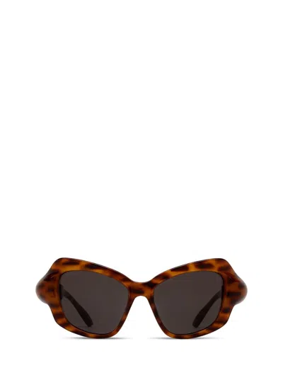 Balenciaga Sunglasses In Brown