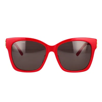 Balenciaga Sunglasses In Red