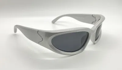 Pre-owned Balenciaga Swift Bb0157s 002 Silver / Grey Wrap Mask Sunglasses 62-17-128mm In Gray