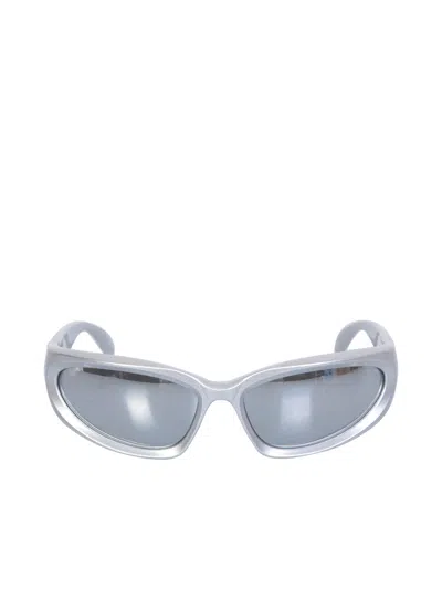 Balenciaga Swift Oval Sunglasses In 1402