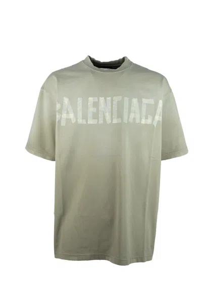 Balenciaga Tape Type Logo Print T-shirt In Verde Chiaro