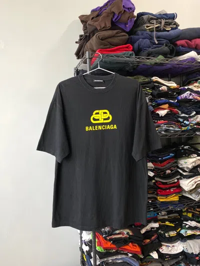 Pre-owned Balenciaga T Shirt Bb Block Yellow Logo In Black