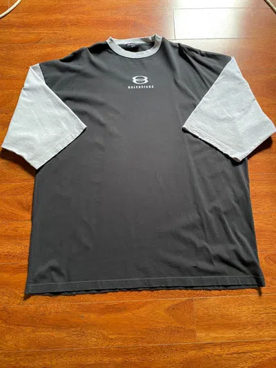 Pre-owned Balenciaga T Shirt In Grey