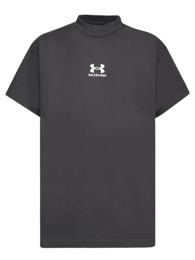 Balenciaga T-shirts In Black