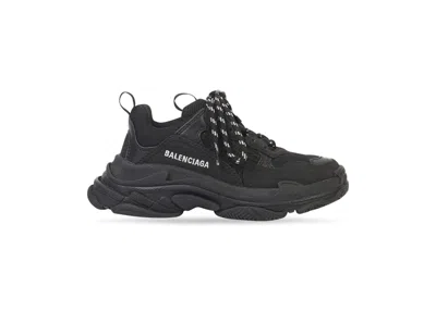 Pre-owned Balenciaga Triple S (kids) Sneakers In Black