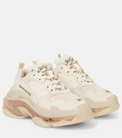 Balenciaga Triple S Logo Low-top Sneakers In White