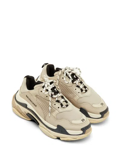 Pre-owned Balenciaga Triple S Low-top Sneakers In Neutral